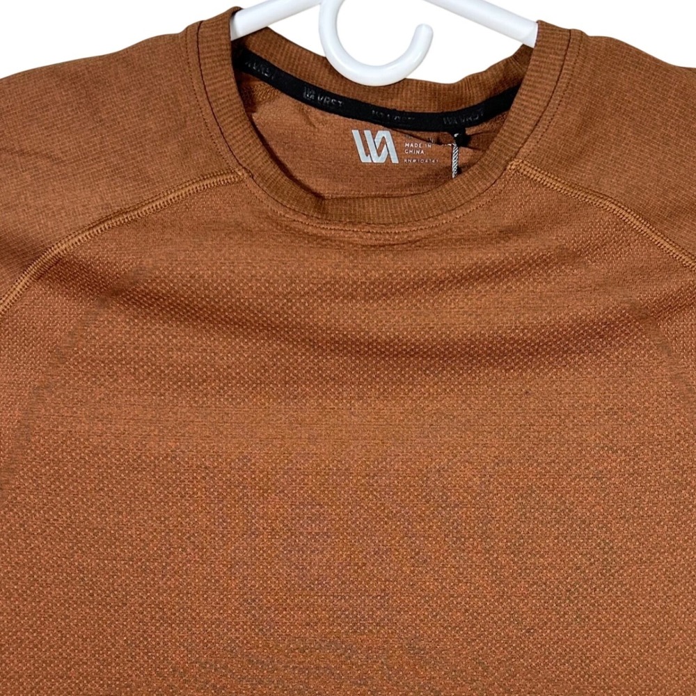 VRST Brown‎ Rust Seamless Short Sleeve Circuit Top Men's Size Small Brand New